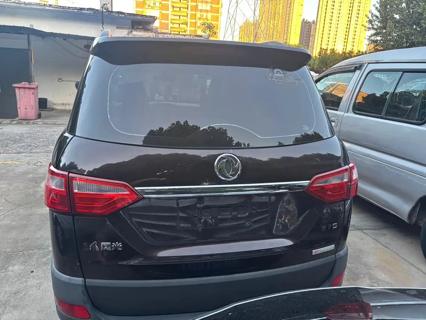 Dongfeng Fengguang Fengguang 370 2017 2016 1.5L Manual Standard Type II 7-Seat
