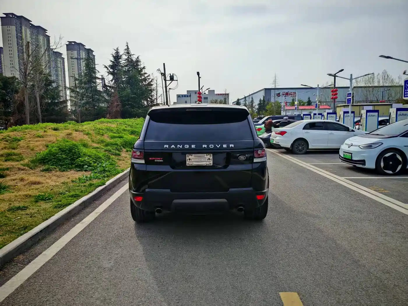 Land Rover Range Rover Sport 2016 Model 3.0 SC V6 HSE DYNAMIC фото 18