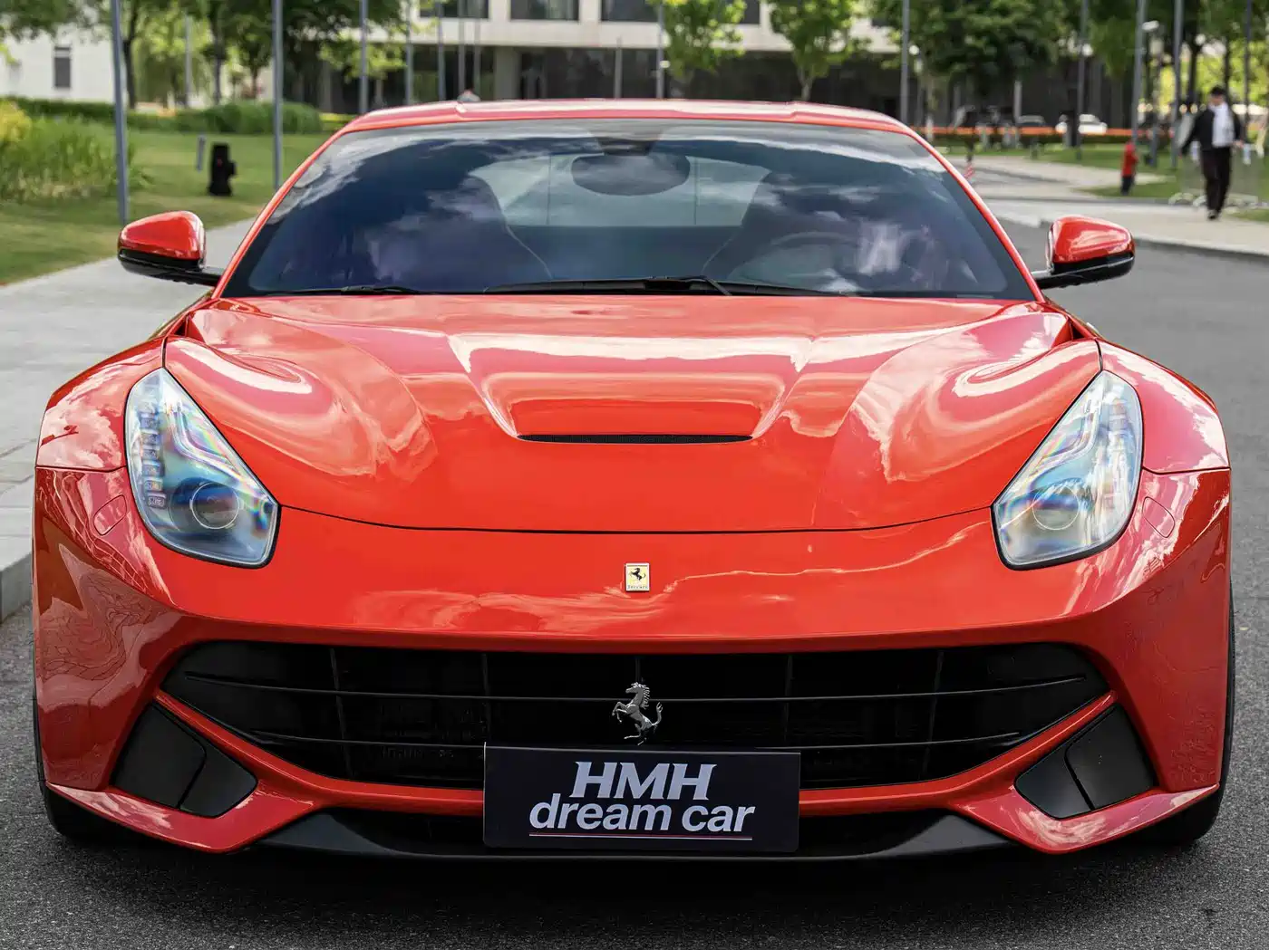 Ferrari F12berlinetta 2013 6.3L Standard фото 2