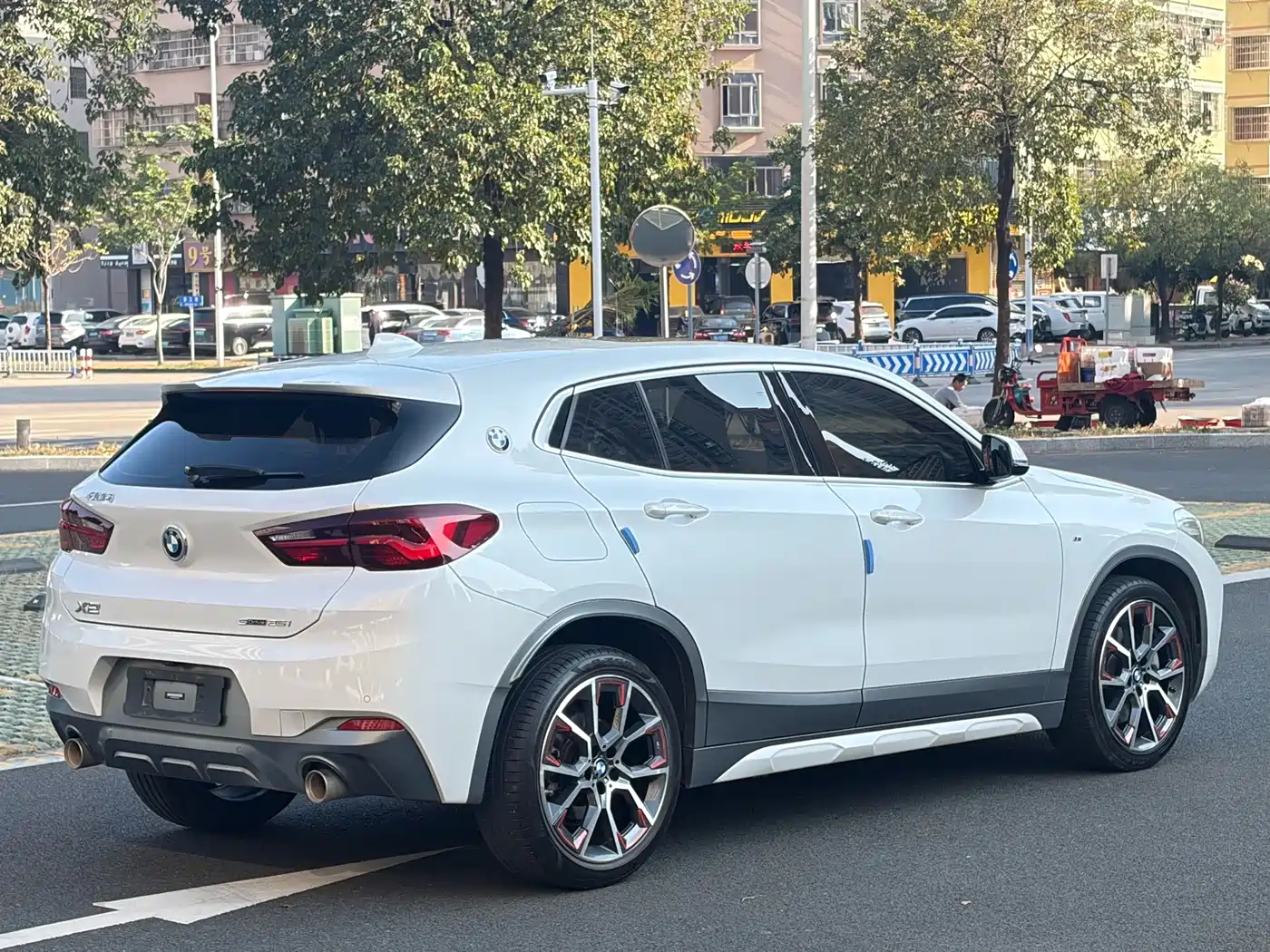BMW X2