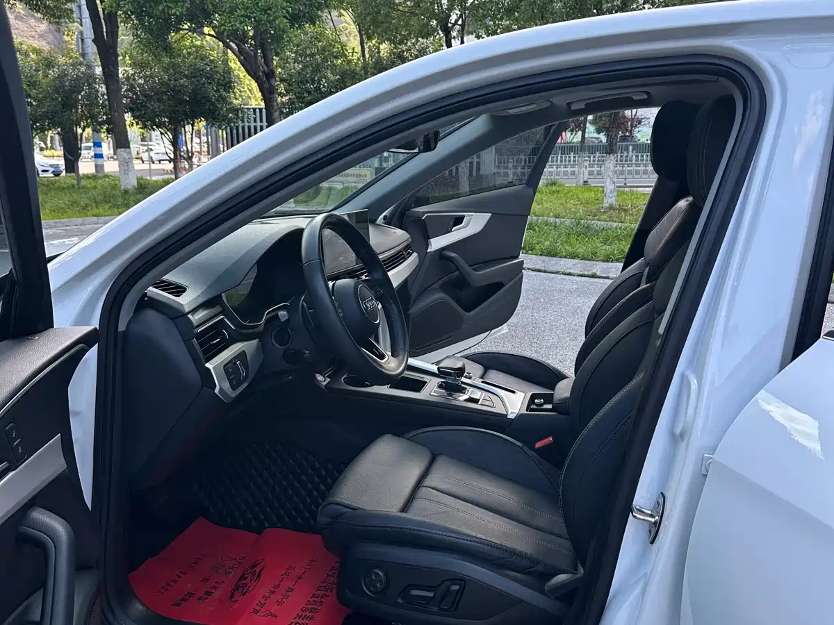Audi A4L 2022 40 TFSI Luxury Dynamic фото 9
