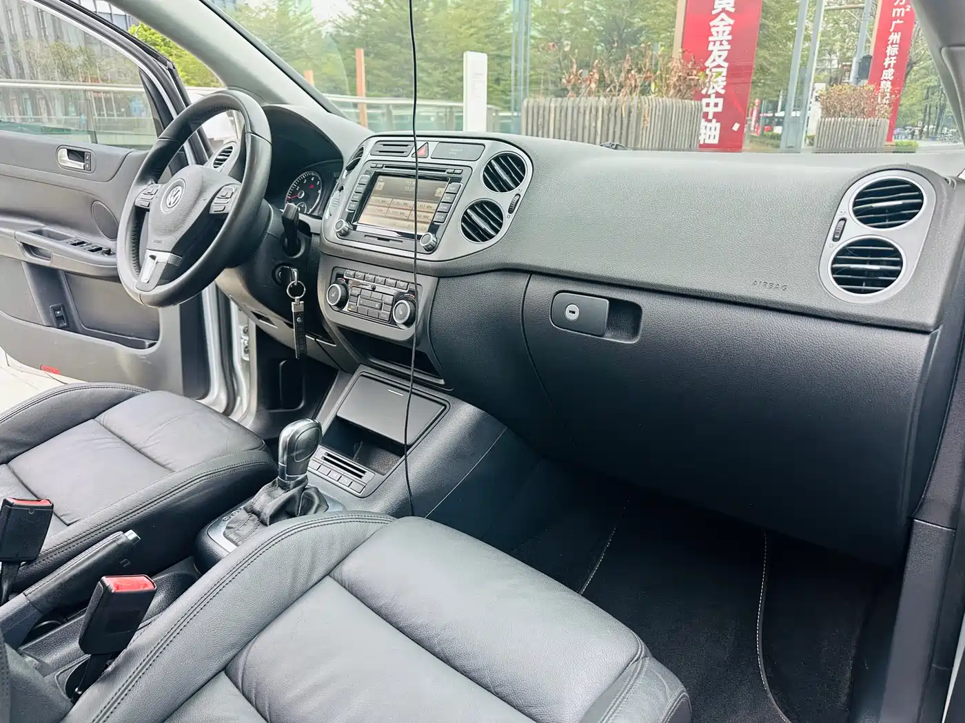 Volkswagen Golf (Import) 2011 1.4TSI Cross Golf фото 16