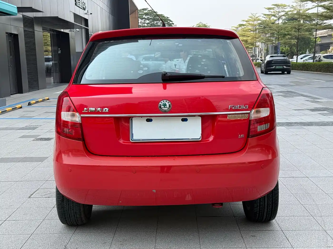 Škoda Fabia 2009 Model 1.6L Automatic JingLing Edition фото 6