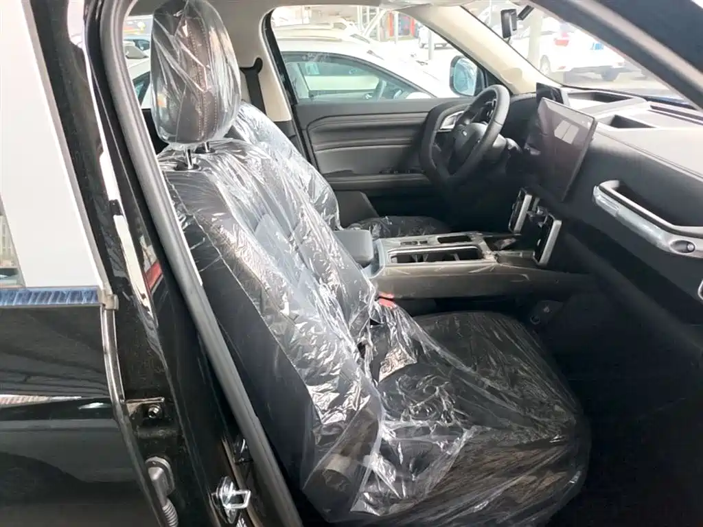 Haval Big Dog 2026 Model 1.5T Basic Configuration фото 25