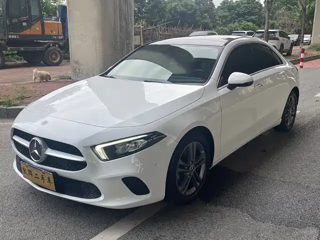 MERCEDES-BENZ A CLASS