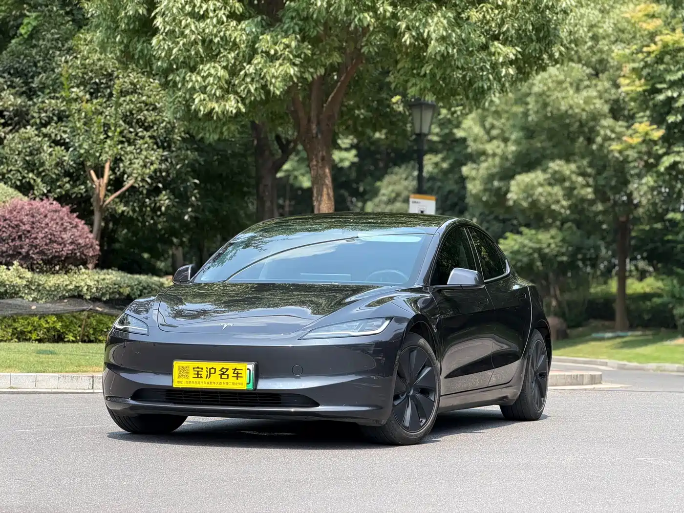 Tesla Model 3 2023