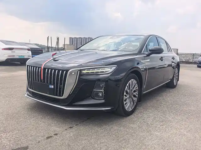Hongqi H5 2023 2.0T Auto Smart Connect Flag Comfort — фото 1