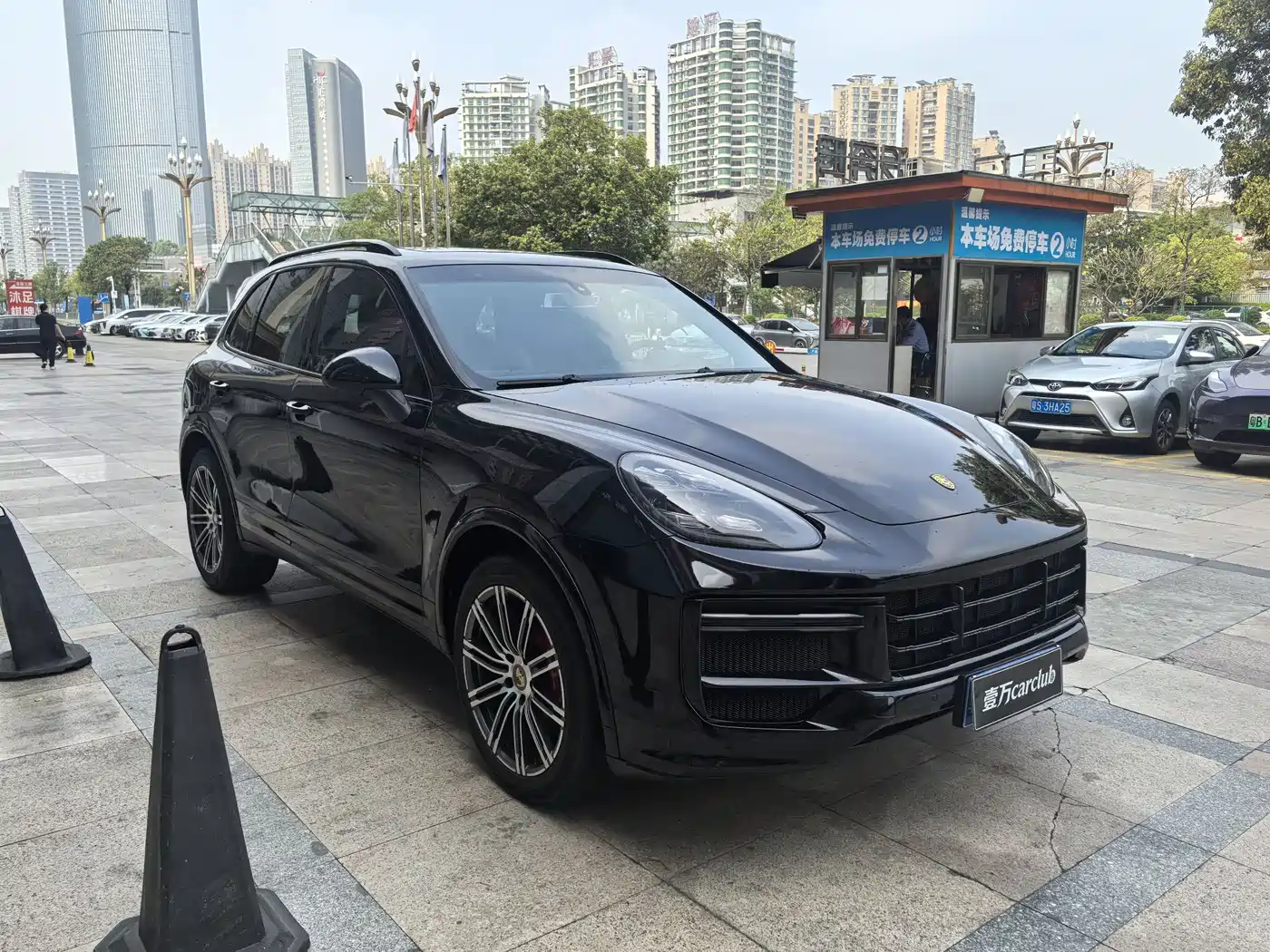 Porsche Cayenne 2011 Cayenne 3.0T фото 3