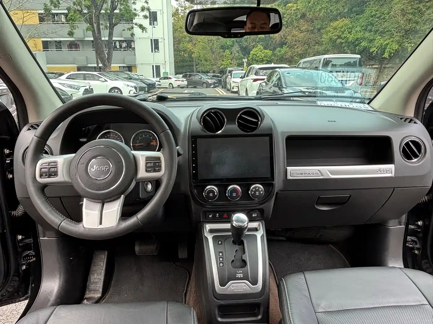 Jeep Compass (Import) 2015 2014 2.0L 2WD Urban Edition