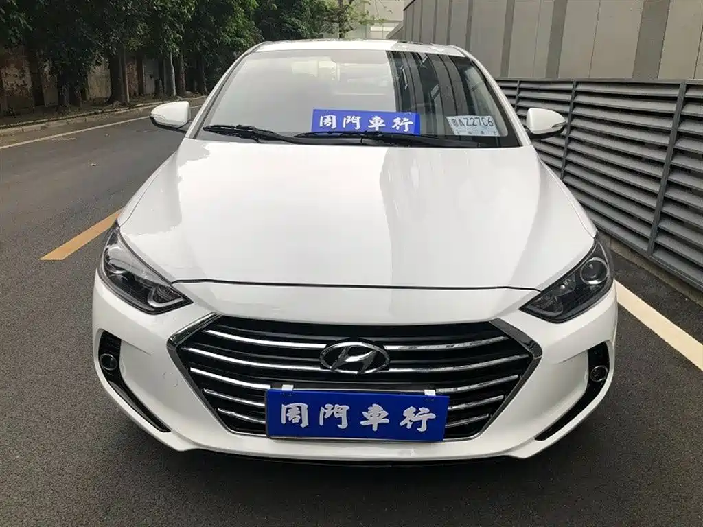 Hyundai Elantra 2019 1.4T Dual-clutch XuanDong·Vitality Type фото 2