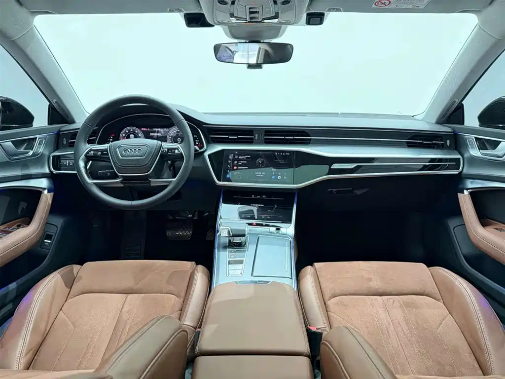 Audi A7L 2024 45 TFSI Luxury фото 24