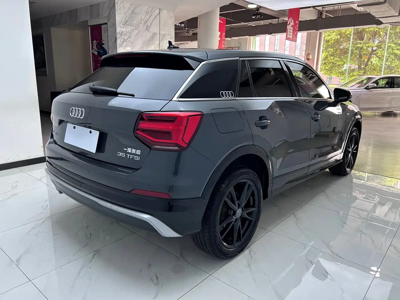 Audi Q2L 2021 Model 35 TFSI Fashion Dynamic фото 7