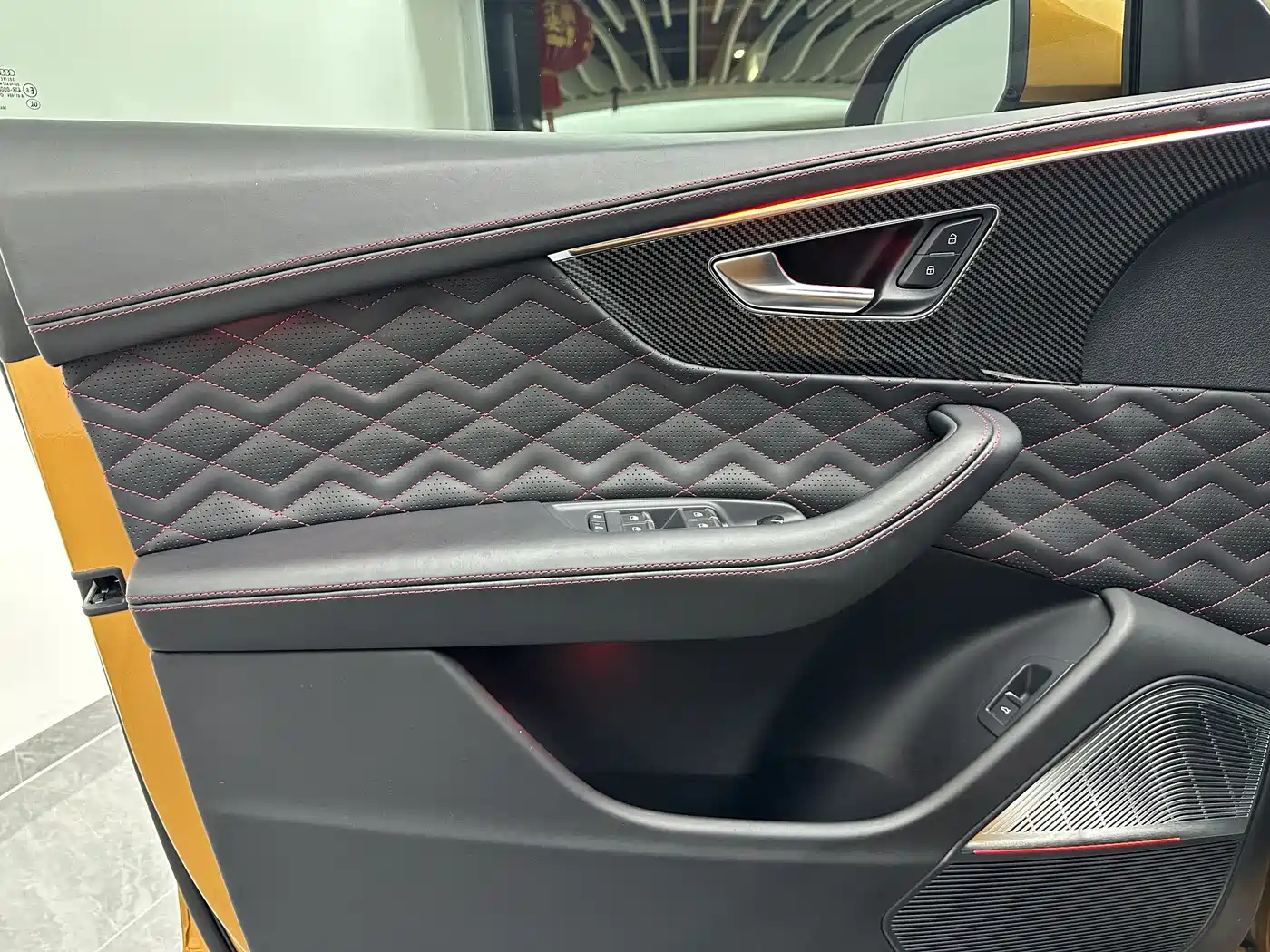 Audi Q8 2023 55 TFSI Luxury Sport фото 20