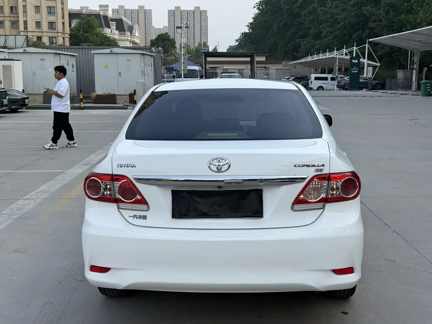 Toyota Corolla 2013 Special Edition 1.6L Auto Ultimate Cool GL фото 8