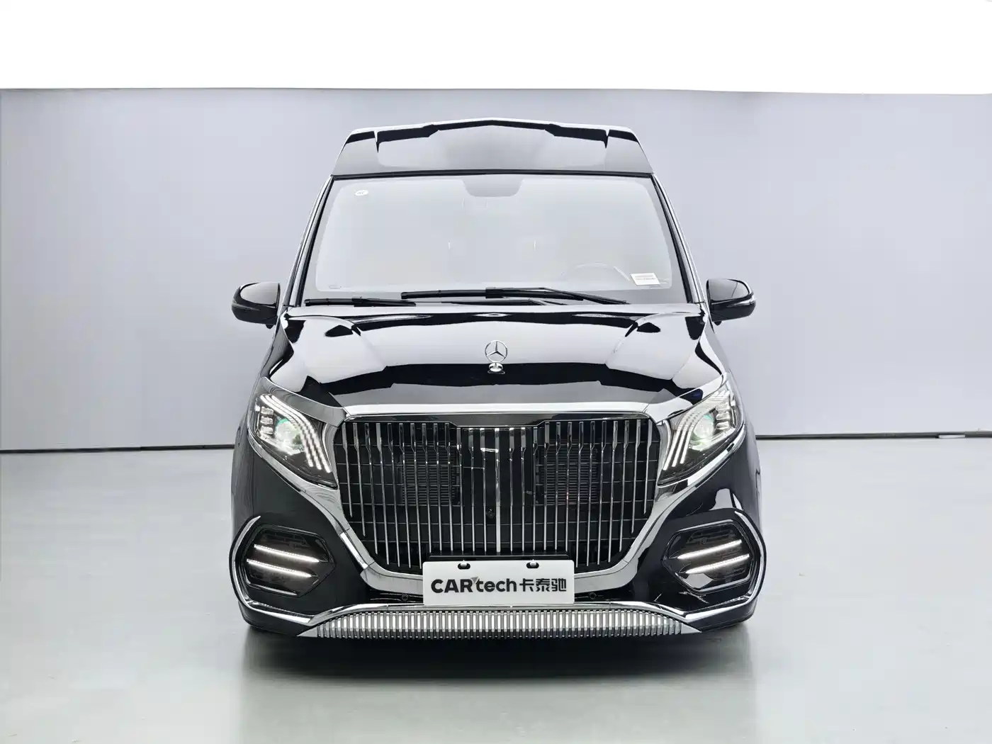 Mercedes-Benz Vito 2024 2.0T Business 7-Seater фото 2