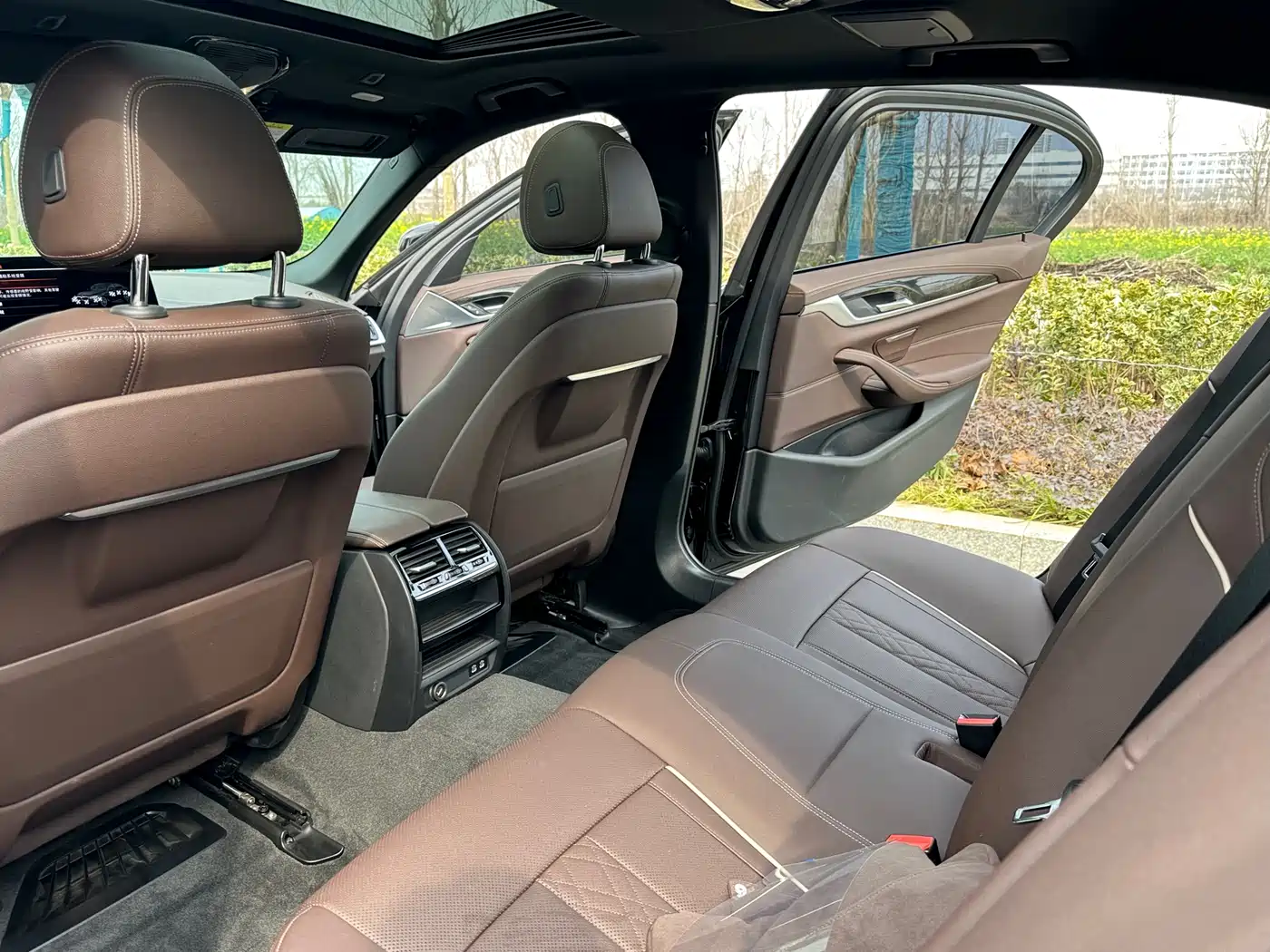 BMW 5 Series 2022 525Li M Sport Package фото 5