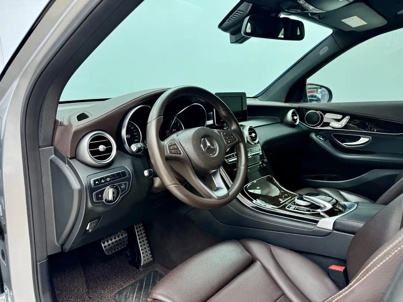 Mercedes-Benz GLC 2016 GLC 260 4MATIC Luxury фото 6