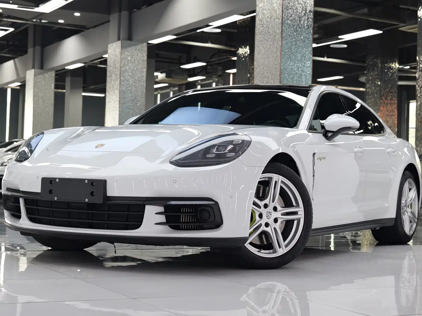 PORSCHE PANAMERA NEW ENERGY