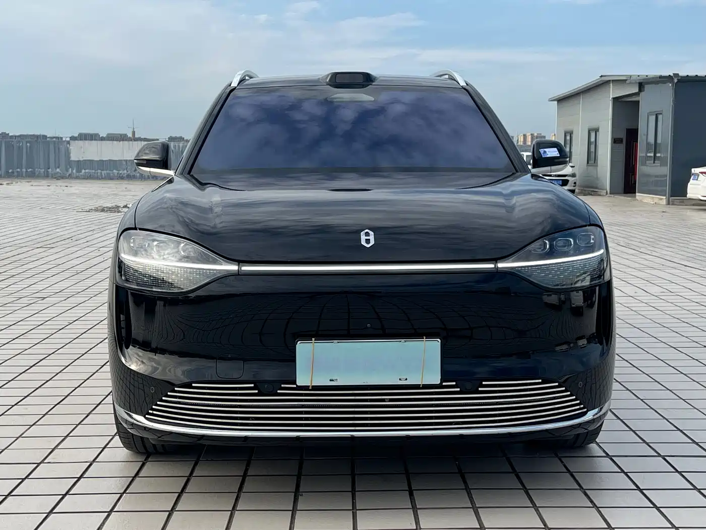 AITO Wenjie AITO M9 2024 Range Extender Max Edition 42kWh 6-seater фото 2