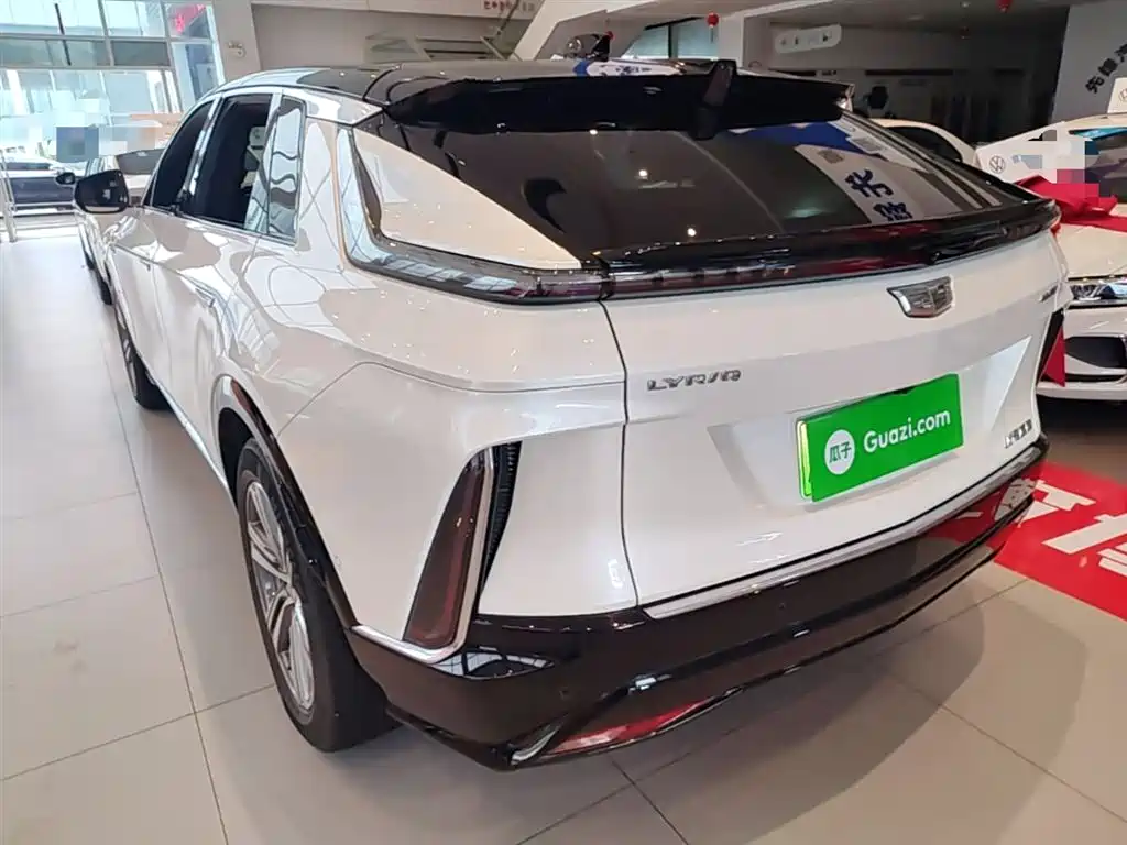 Cadillac IQ Rui Ge 2022 Rear-Wheel Drive Long Range Premium Edition фото 5