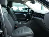 Photo 4 - Volkswagen Touareg