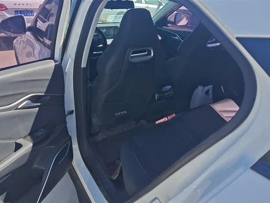 NEZHA AUTOMOBILE NEZHA U