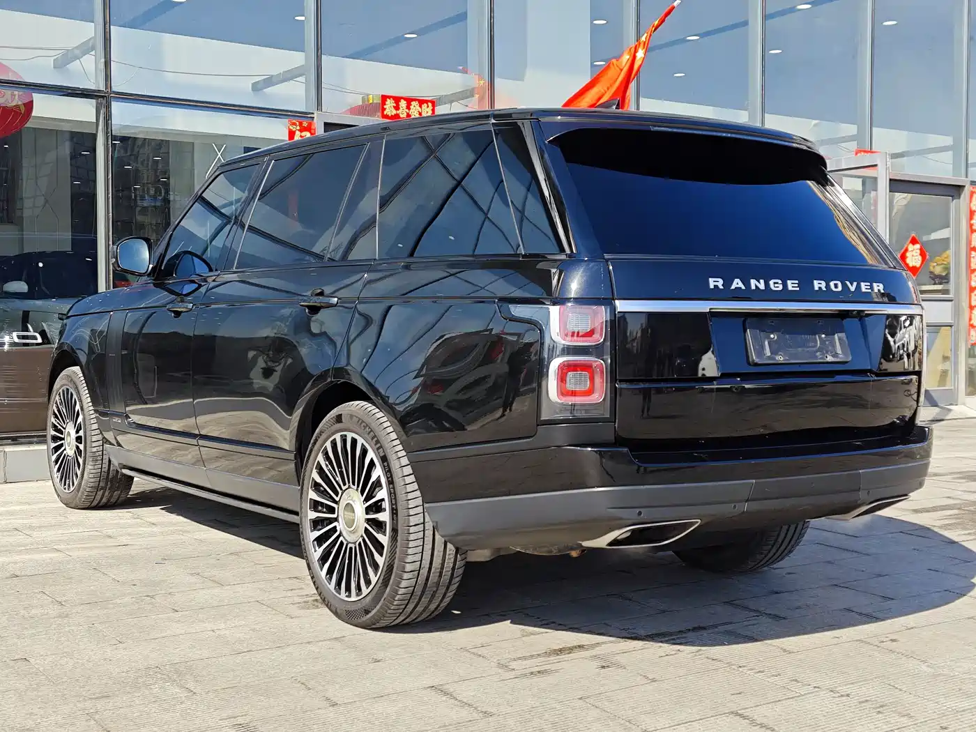 Land Rover Range Rover 2019 3.0 SC V6 Heritage Extended Edition фото 6