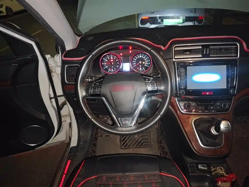 Haval H6 2015 Facelift Sport Edition 1.5T Manual 2WD Elite фото 3