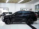 Photo 2 - Volkswagen Touareg