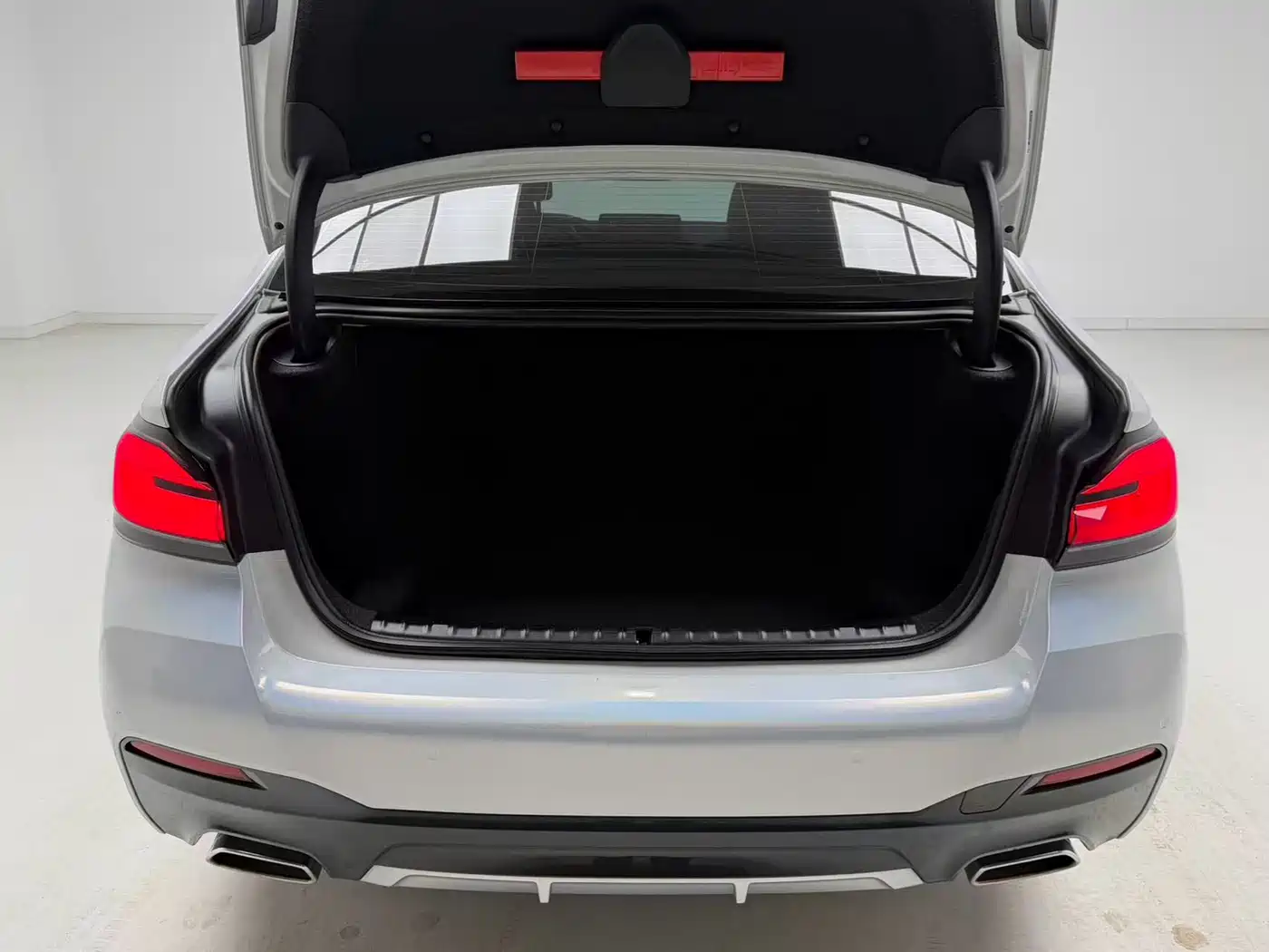 BMW 5 Series 2022 Facelift 525Li M Sport Package фото 10