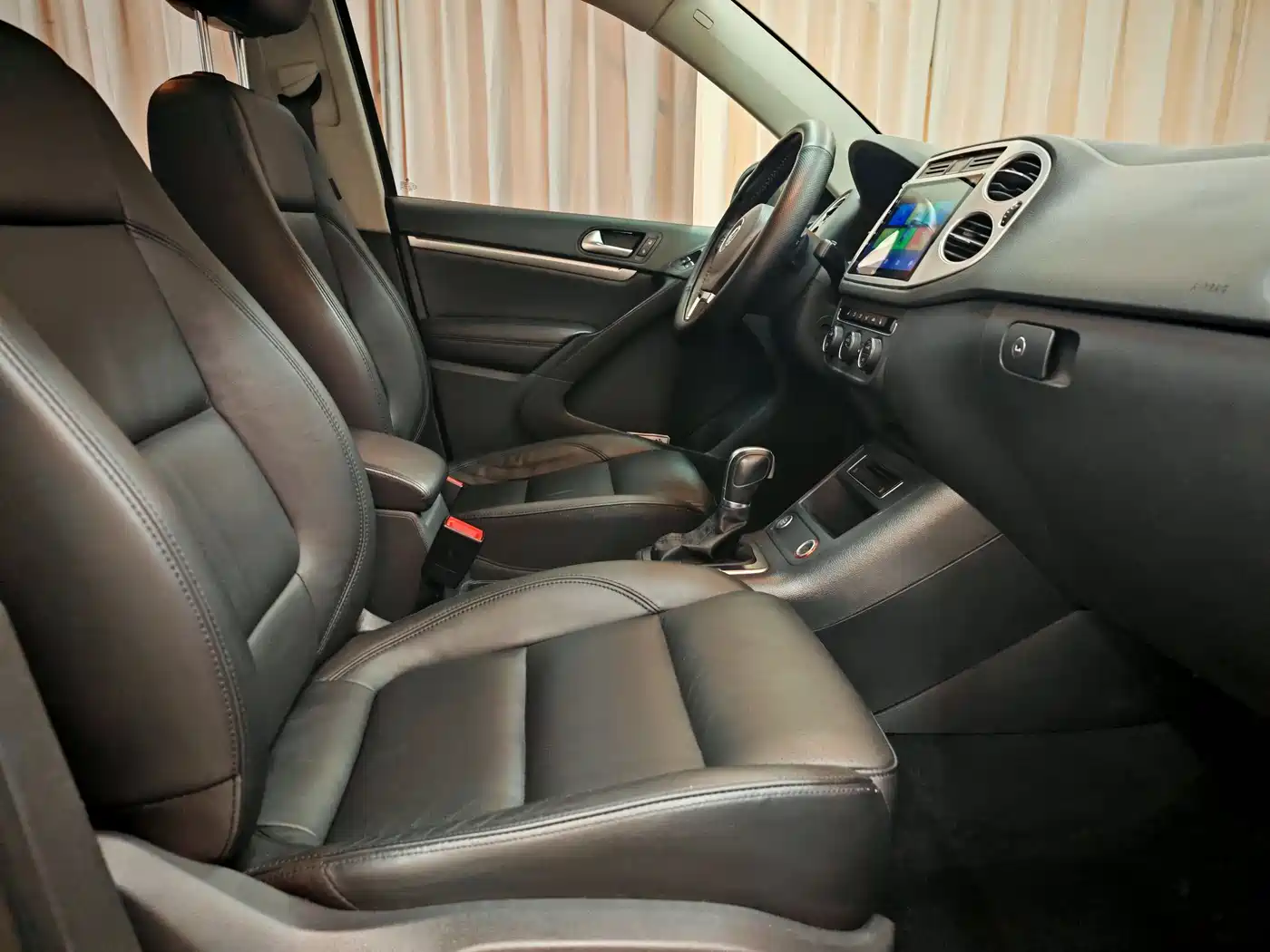 Volkswagen Tiguan 2015 1.8TSI Automatic 2WD Highline фото 20