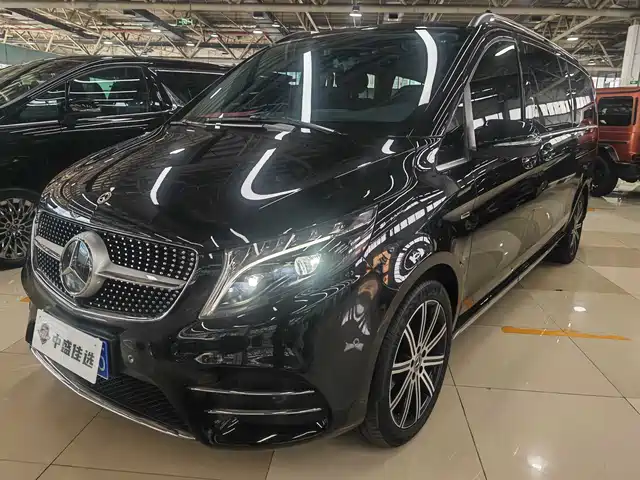 MERCEDES-BENZ V CLASS