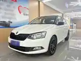 صورة 1 - Škoda Fabia