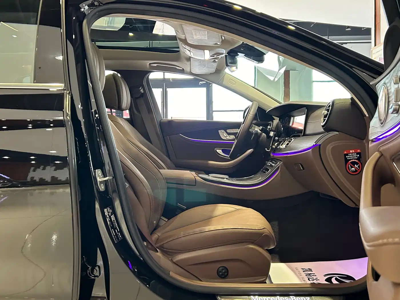 Mercedes-Benz E-Class 2022 Facelift III E 300 L Luxury фото 25