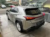 Photo 5 - Lexus UX