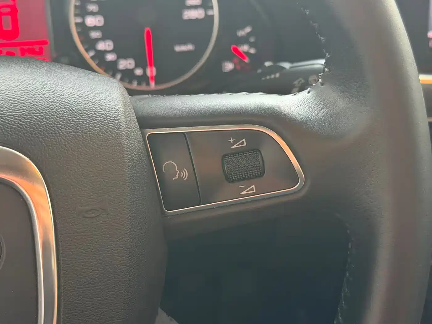 Audi Q5 2012 2012 2.0TFSI Technology