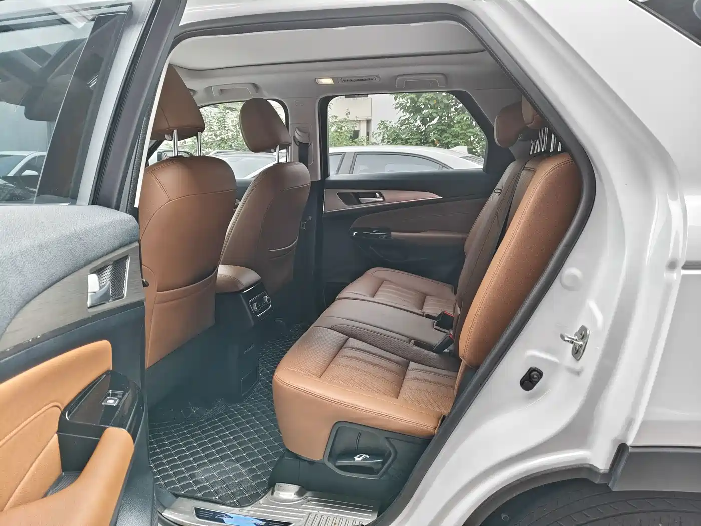 Changan CS95 2017 2017 2.0T AWD Zhijin Edition