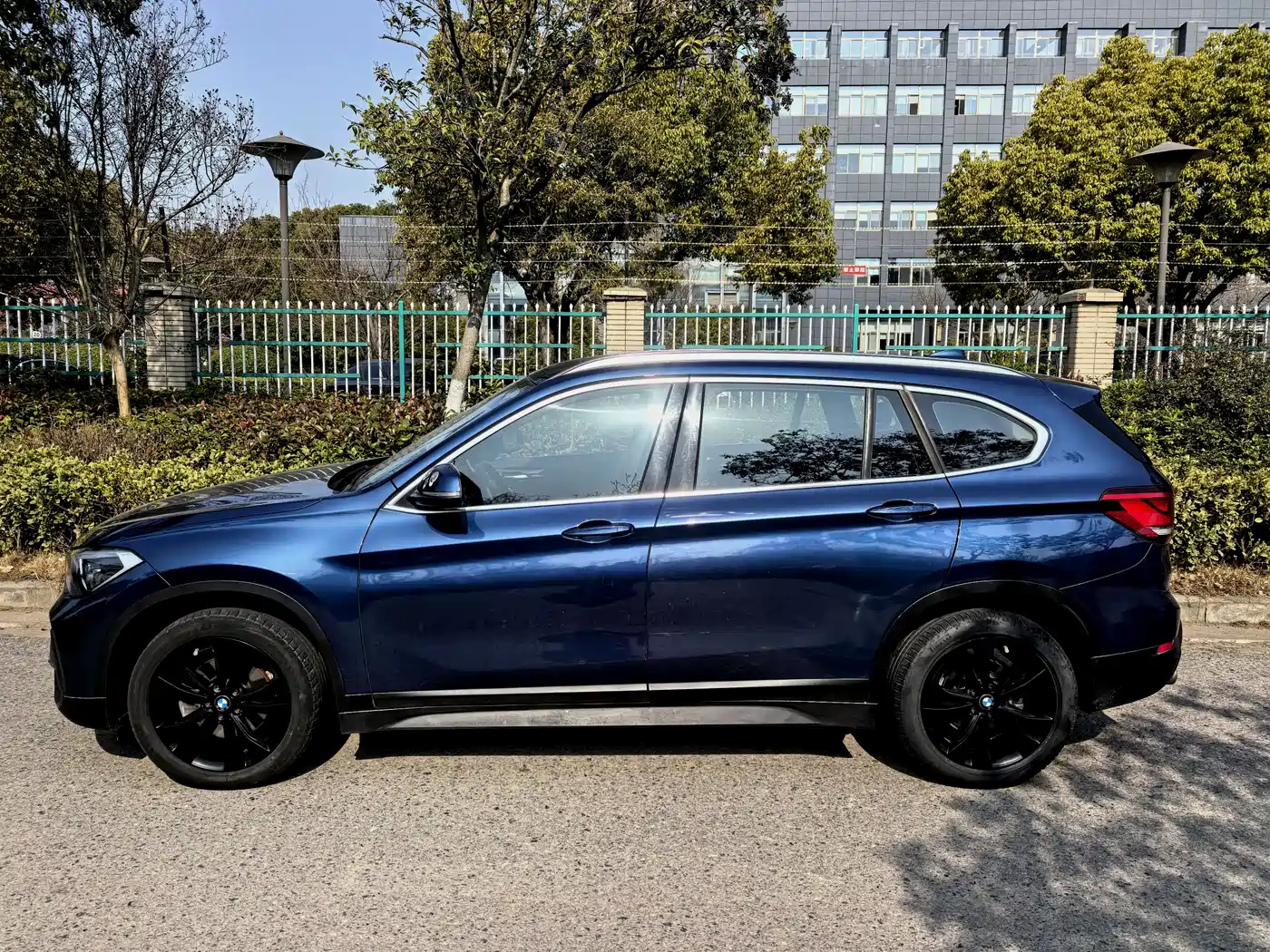 BMW X1 2021 sDrive20Li Fashion фото 8