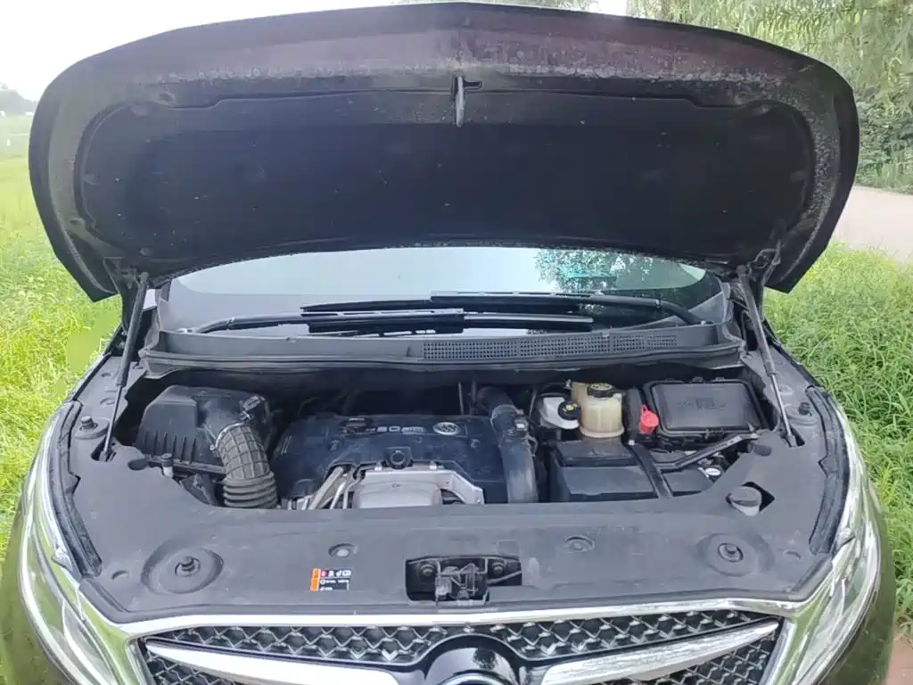 Фото 20 - Buick GL8
