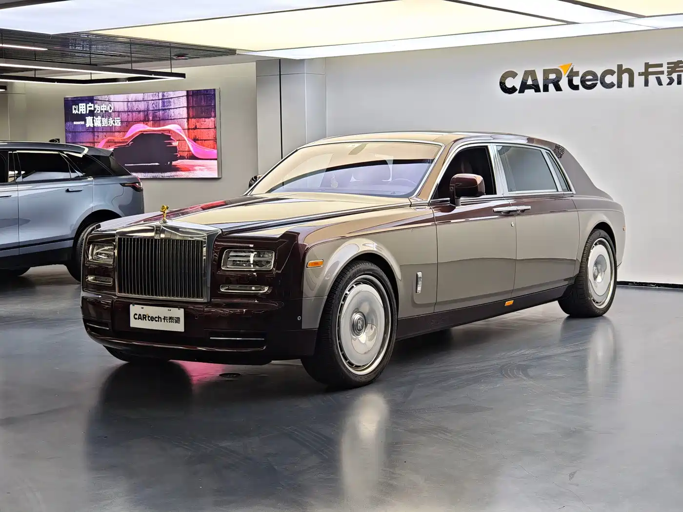 Фото 1 - Rolls-Royce Phantom