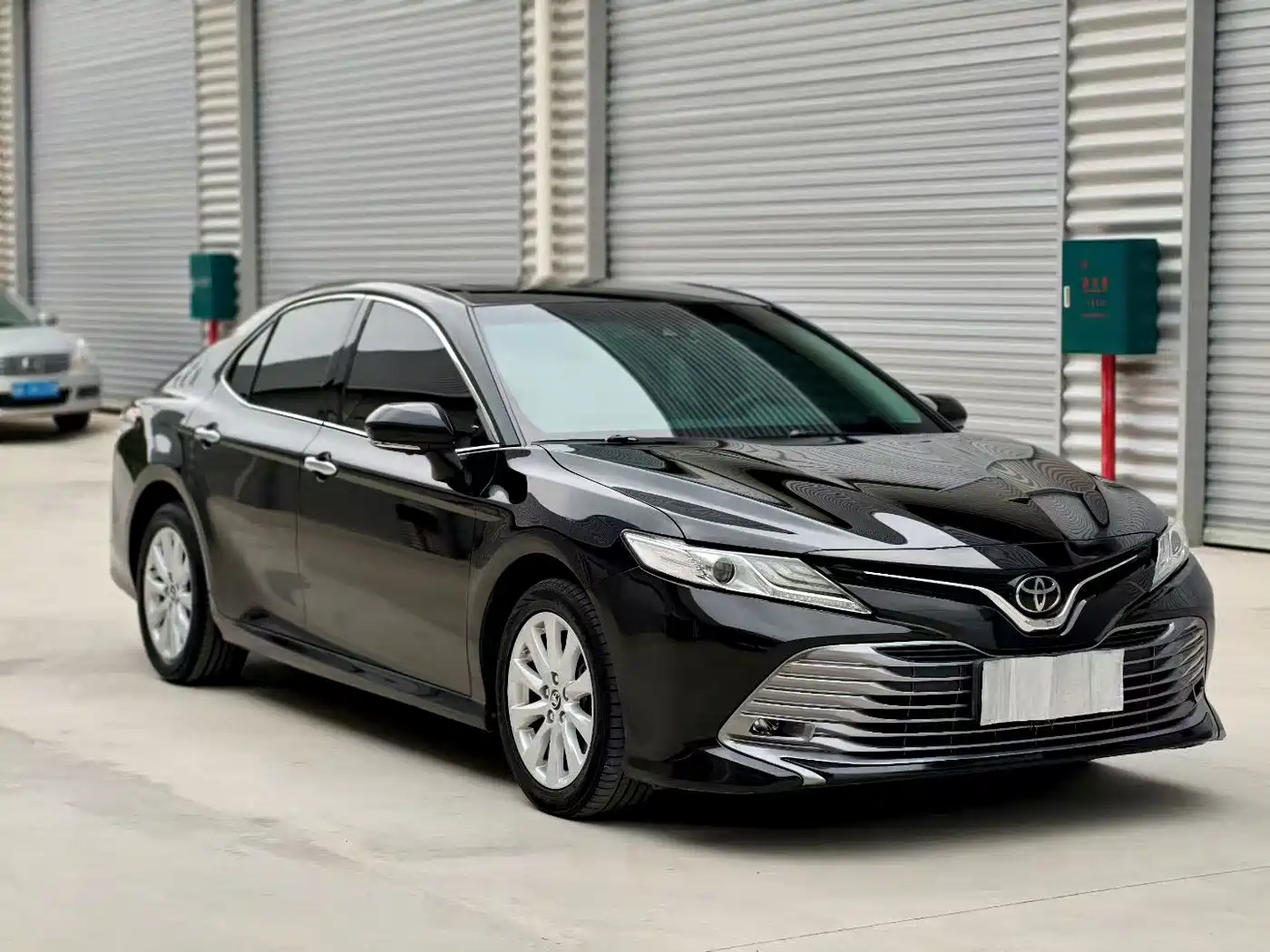 Toyota Camry 2018 2.0G Luxury Edition фото 3