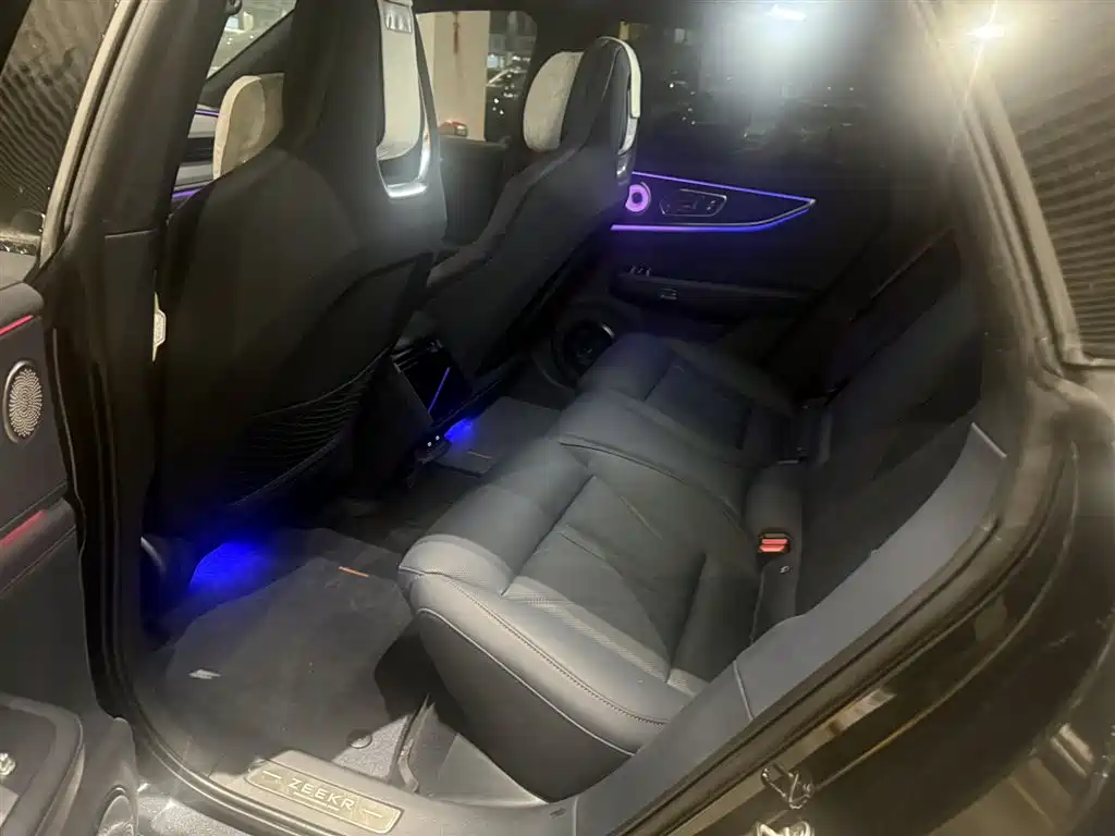 ZEEKR EXTREME KRYPTON 001