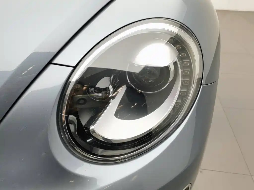 Volkswagen Beetle 2018 2018 180TSI Trend Joy Edition