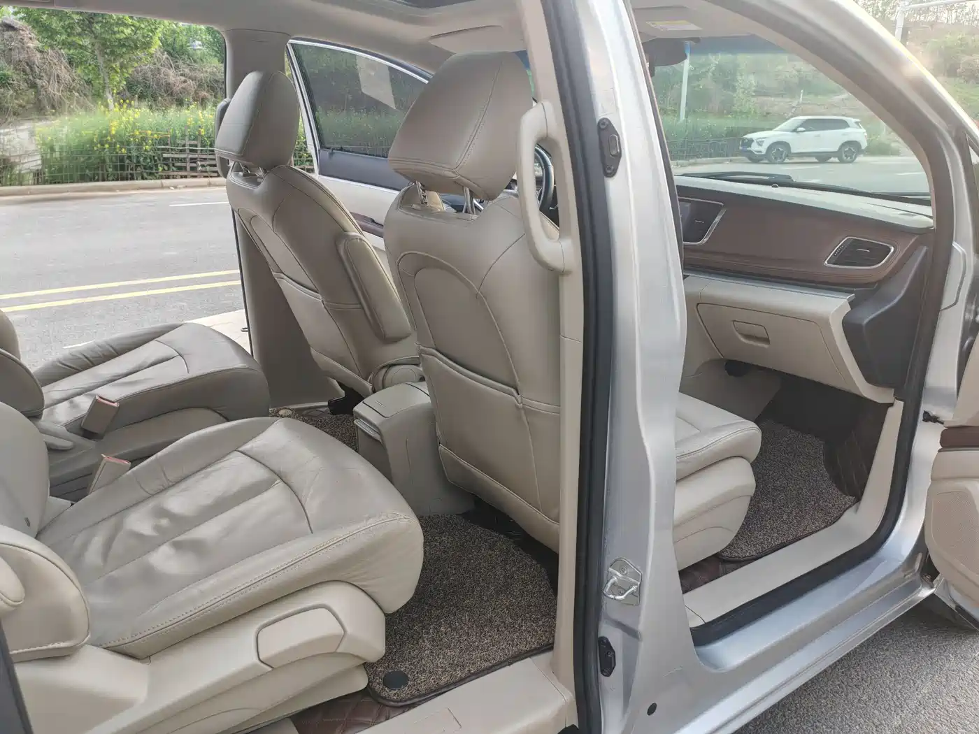 Buick GL8 2017 25S Luxury China V фото 8