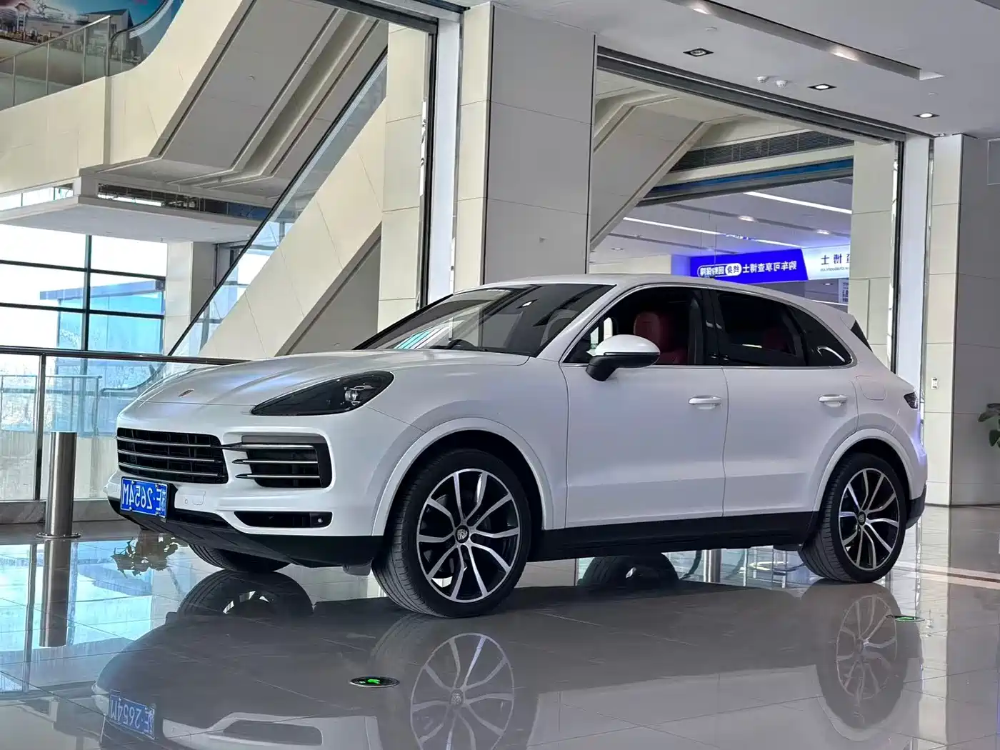 Porsche Cayenne 2019 Cayenne 3.0T фото 11