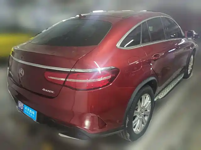 Mercedes-Benz GLE Coupe 2015 GLE 320 4MATIC Coupe SUV — фото 2