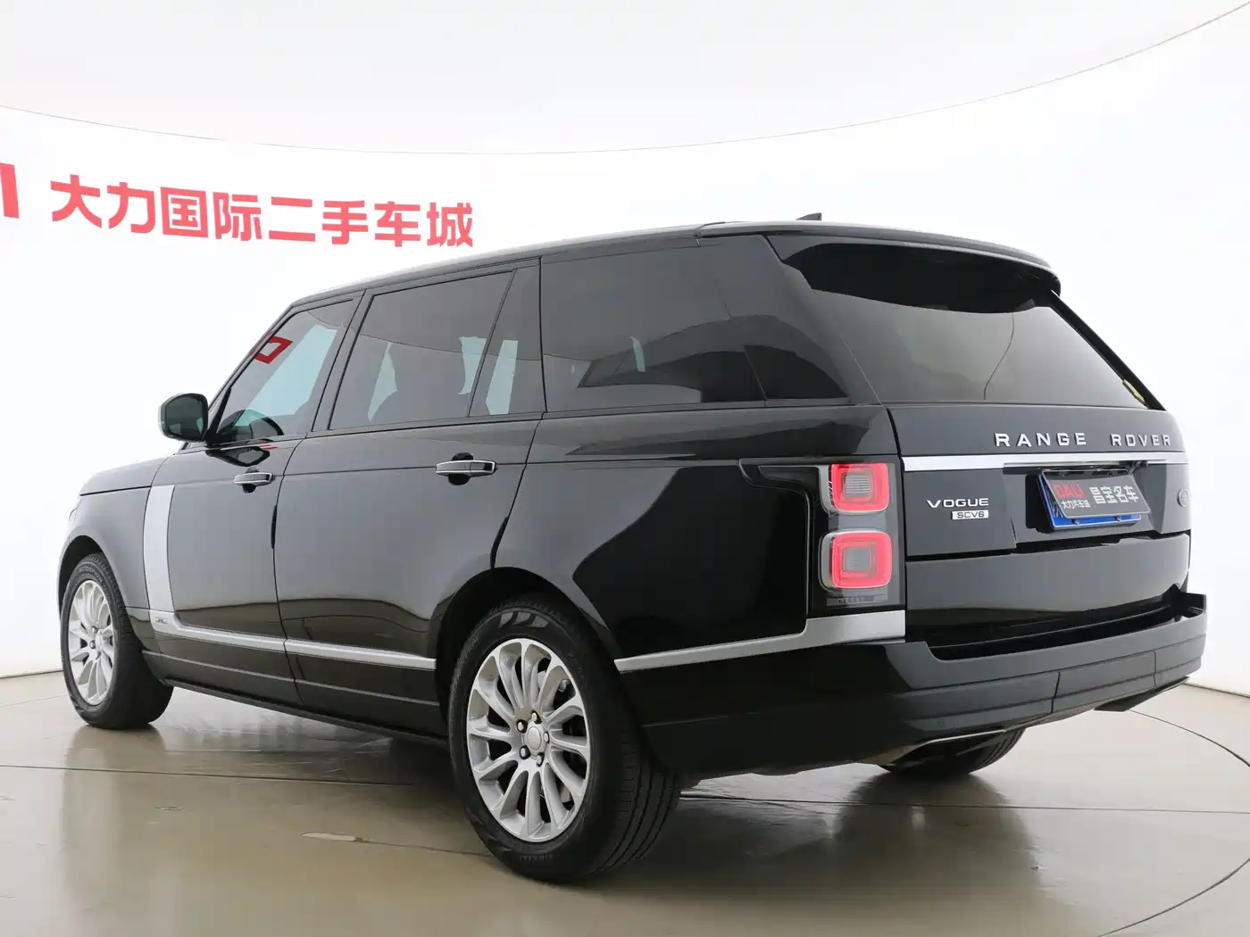 Фото 20 - Land Rover Range Rover
