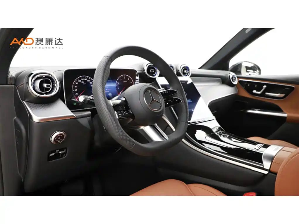 Mercedes-Benz GLC 2024 Facelift GLC 260 L 4MATIC Luxury 5-seater фото 6