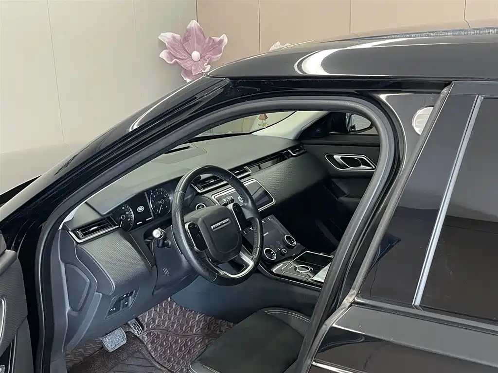 Land Rover Range Rover Velar 2019 250PS фото 20
