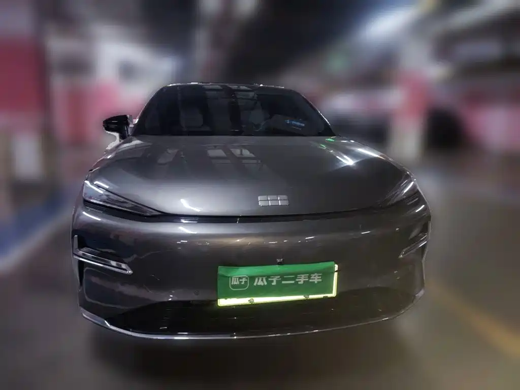 Geely Galaxy Galaxy Xingyao 8 2025 2025 Model 130km EM-i Flagship Edition